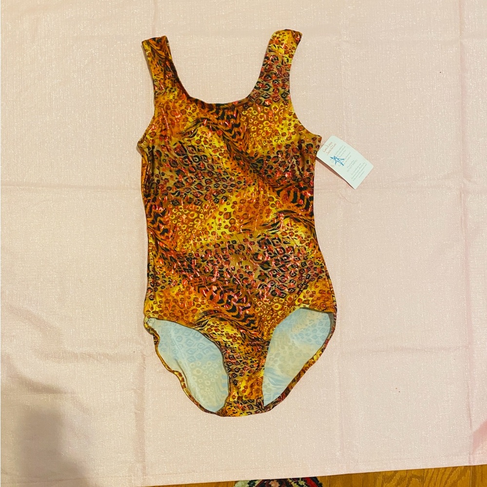 Leotard gymnastics age 14 Susie Leos. NEW